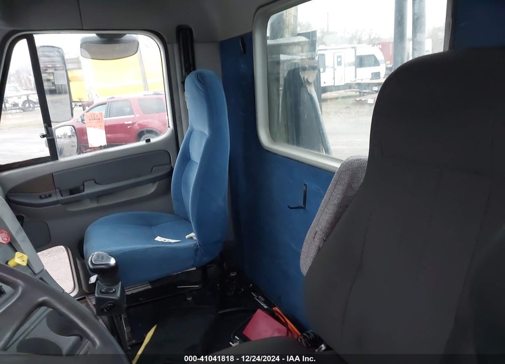 2005 FREIGHTLINER CONVENTIONAL COLUMBIA VIN: 1FUBA6CG15LN68483