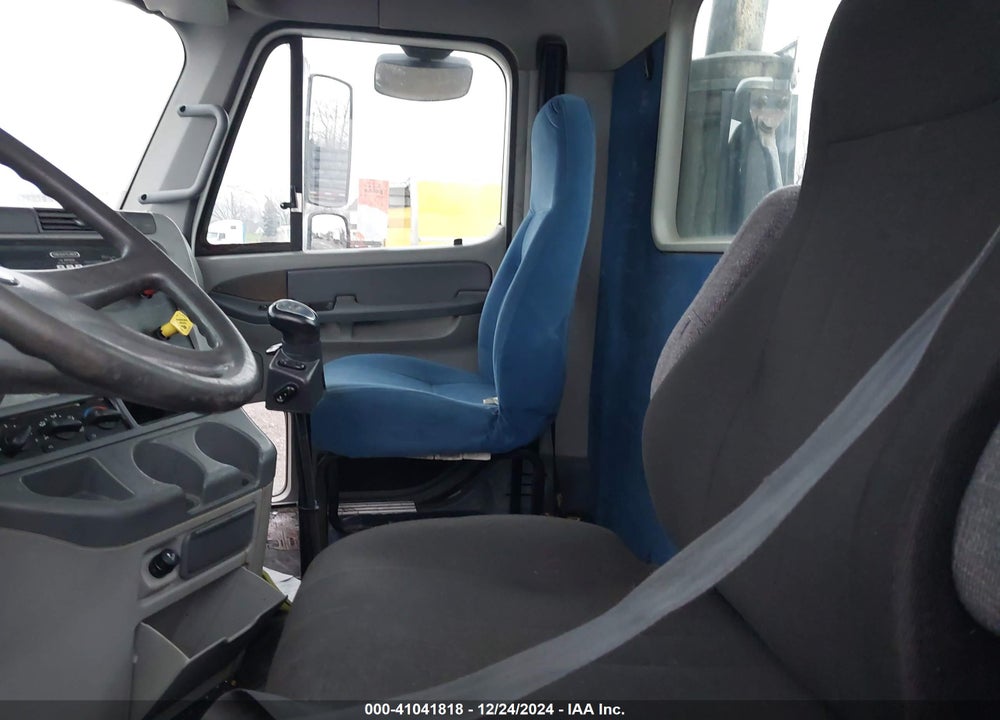 2005 FREIGHTLINER CONVENTIONAL COLUMBIA VIN: 1FUBA6CG15LN68483