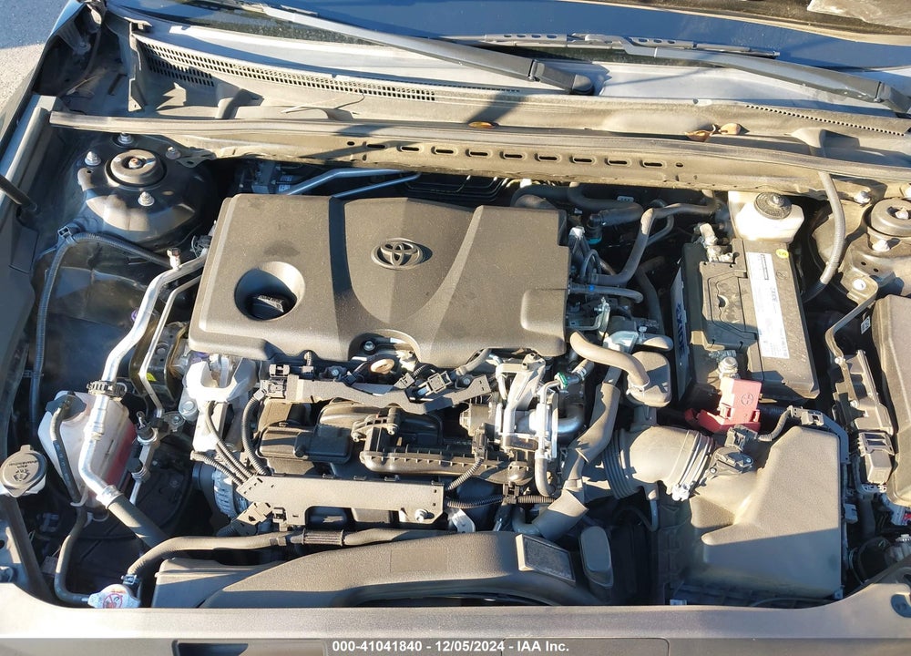 2018 TOYOTA CAMRY LE VIN: 4T1B11HK0JU618538