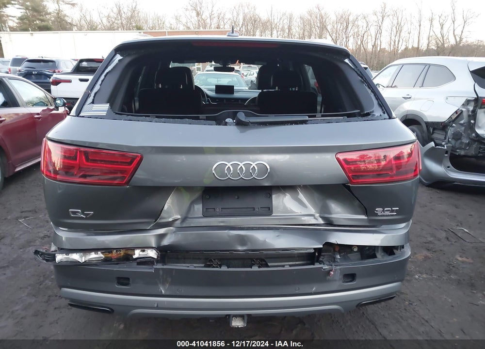 2017 AUDI Q7 3.0T PREMIUM VIN: WA1LAAF7XHD038922