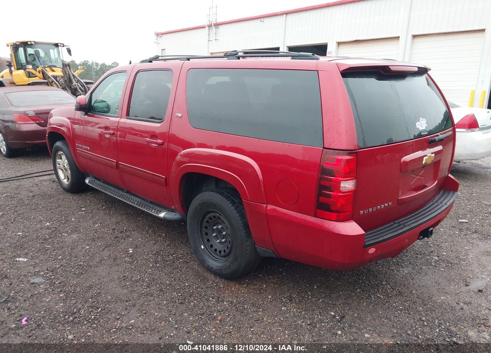 2013 CHEVROLET SUBURBAN 1500 LT VIN: 1GNSKJE79DR366191
