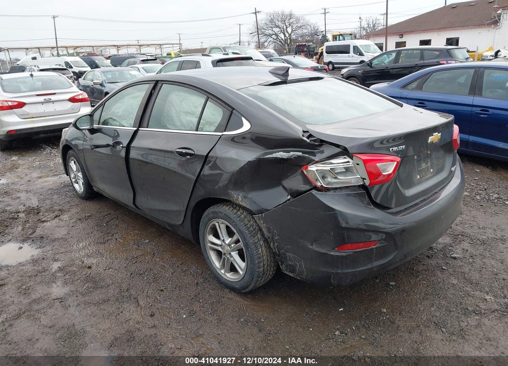 2017 CHEVROLET CRUZE LT AUTO VIN: 1G1BE5SM2H7109370