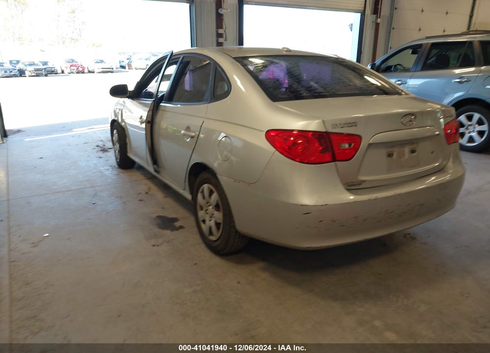 2008 HYUNDAI ELANTRA GLS/SE VIN: KMHDU46D98U569629