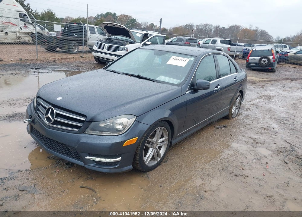 2014 MERCEDES-BENZ C VIN: WDDGF4HB9ER309128
