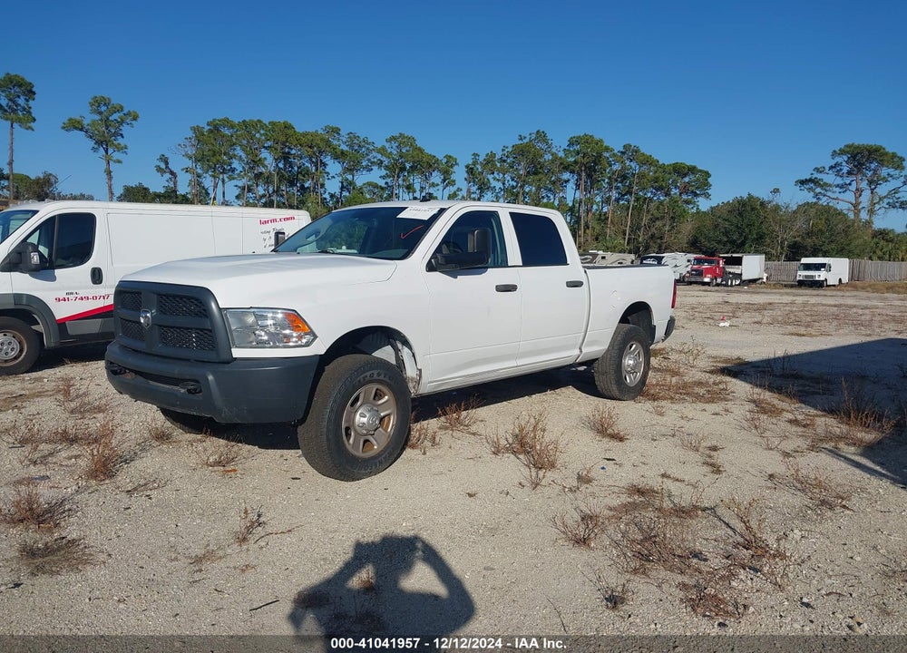 2016 RAM 3500 TRADESMAN VIN: 3C63R3CL1GG242240