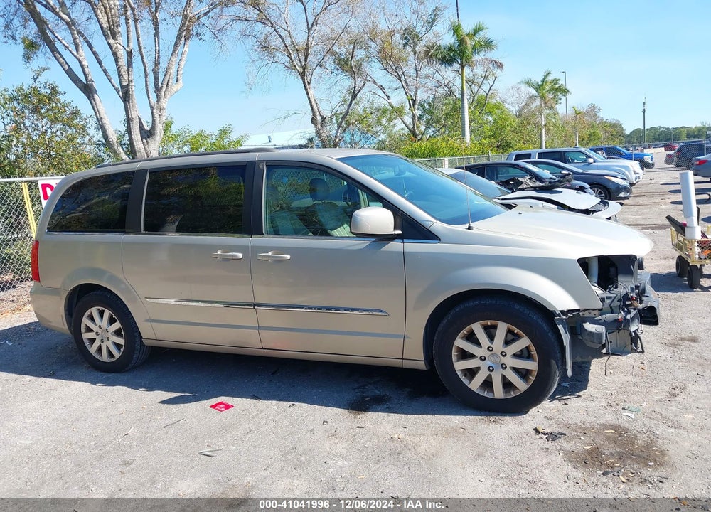 2015 CHRYSLER TOWN & COUNTRY TOURING VIN: 2C4RC1BG9FR654279