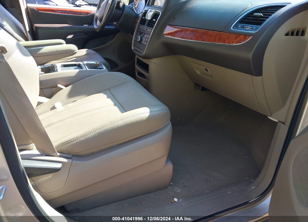 2015 CHRYSLER TOWN & COUNTRY TOURING VIN: 2C4RC1BG9FR654279