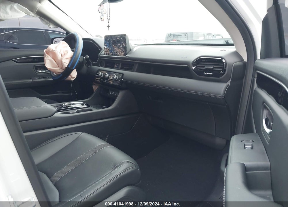 2025 HONDA PILOT VIN: 5FNYG1H41SB061048