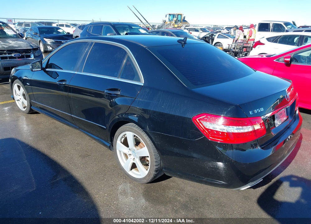 2012 MERCEDES-BENZ E 350 VIN: WDDHF5KB0CA565575