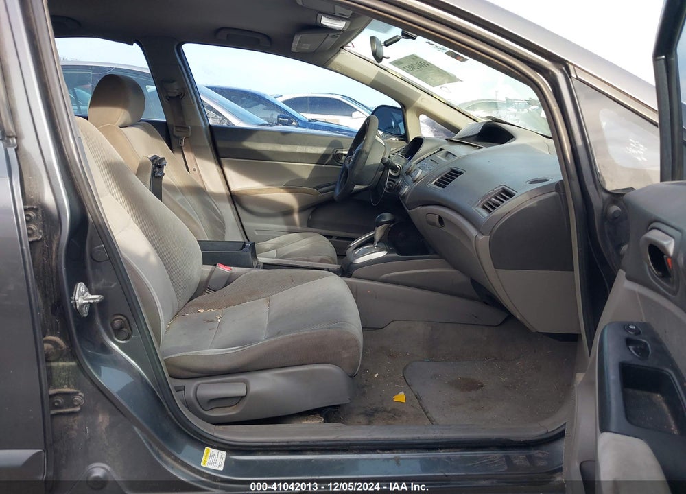 2011 HONDA CIVIC LX VIN: 19XFA1F53BE034749
