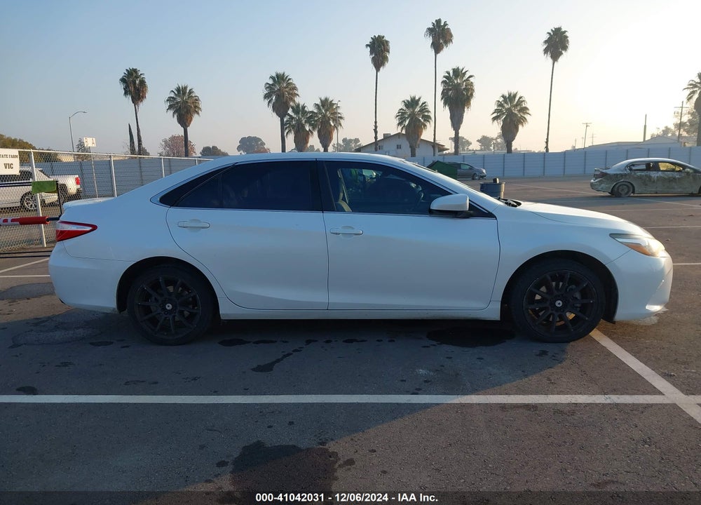 2017 TOYOTA CAMRY SE VIN: 4T1BF1FK7HU319580