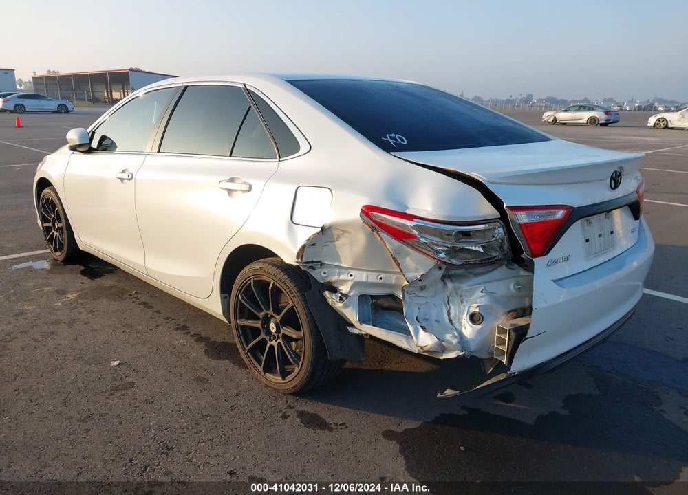 2017 TOYOTA CAMRY SE VIN: 4T1BF1FK7HU319580