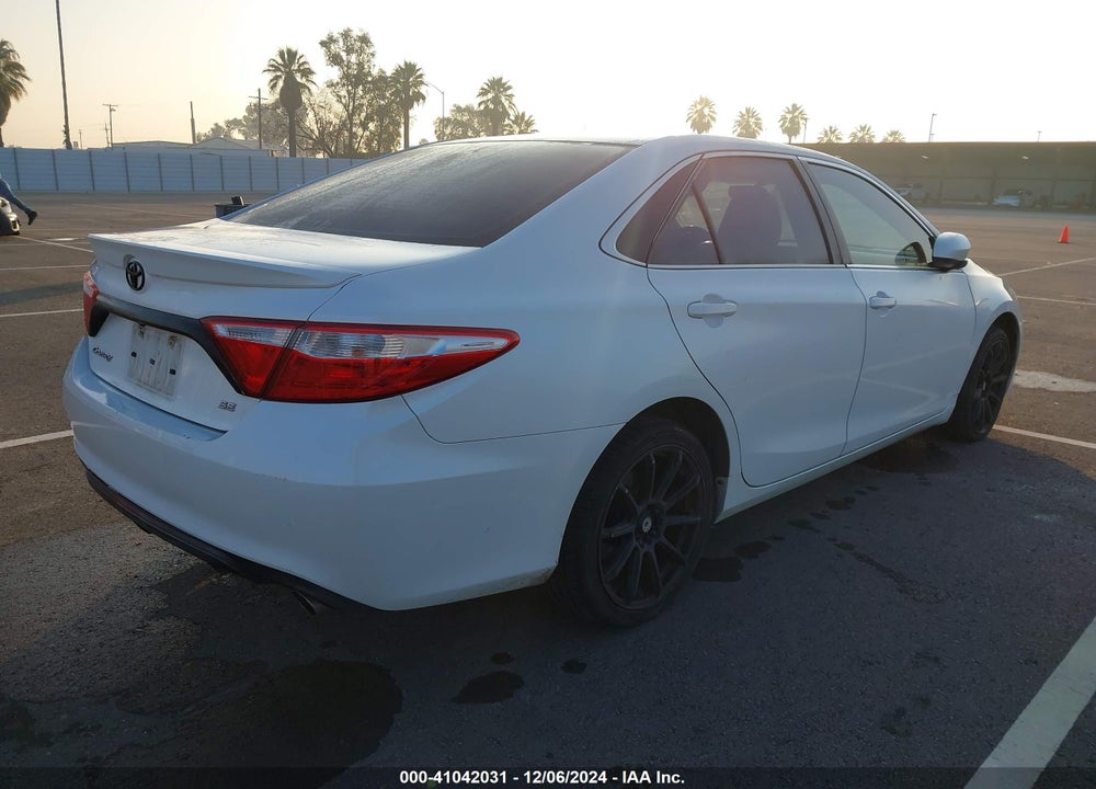 2017 TOYOTA CAMRY SE VIN: 4T1BF1FK7HU319580