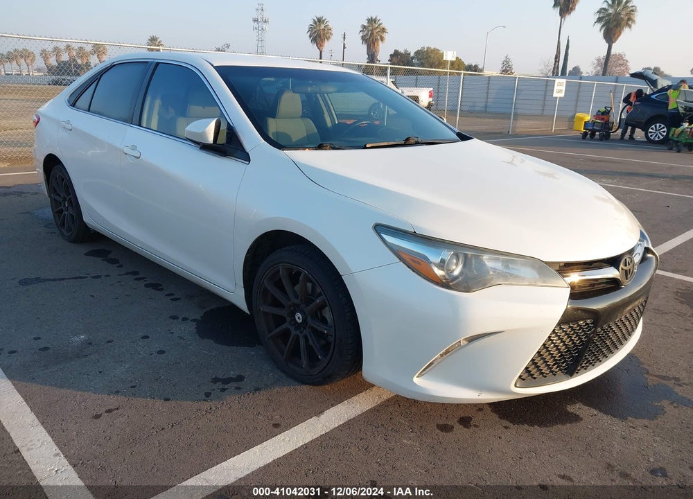 2017 TOYOTA CAMRY SE VIN: 4T1BF1FK7HU319580
