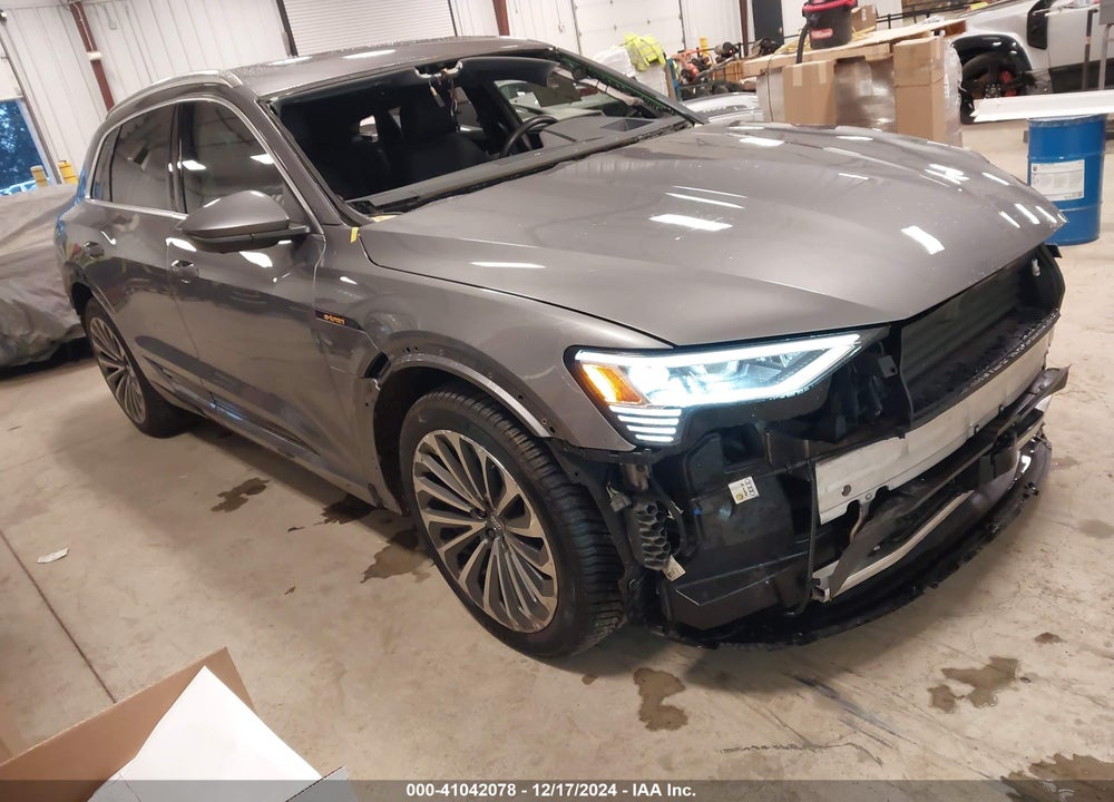 2019 AUDI E-TRON PREMIUM PLUS VIN: WA1VABGE0KB009444