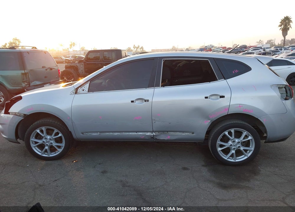 2013 NISSAN ROGUE S VIN: JN8AS5MT4DW530995