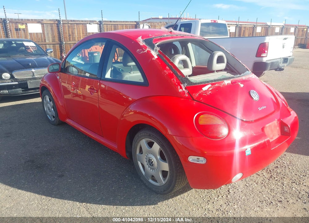2001 VOLKSWAGEN NEW BEETLE GLS TDI VIN: 3VWCP21C91M481536