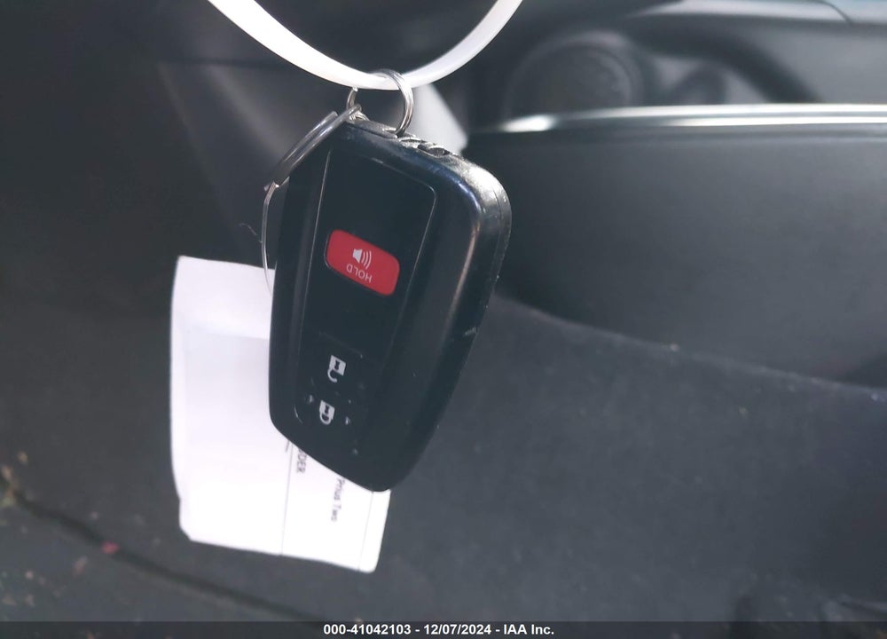 2016 TOYOTA PRIUS TWO VIN: JTDKBRFUXG3018595