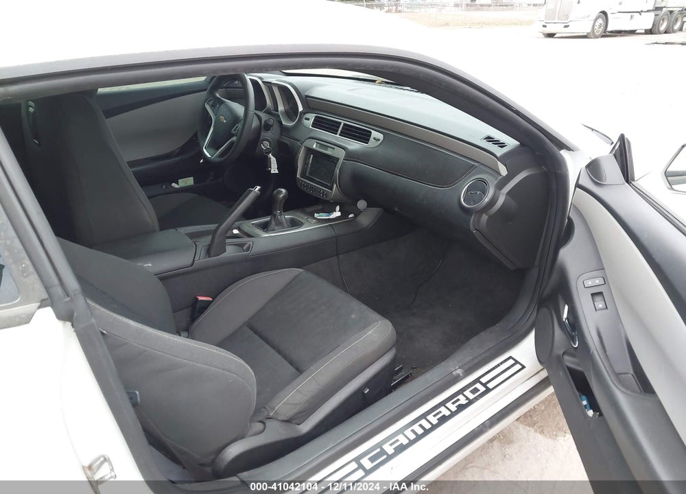 2015 CHEVROLET CAMARO 1LS VIN: 2G1FA1E3XF9231737