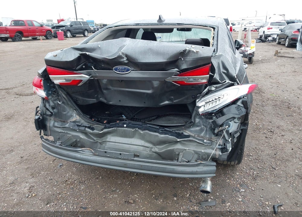 2019 FORD FUSION SE VIN: 3FA6P0HD5KR171638