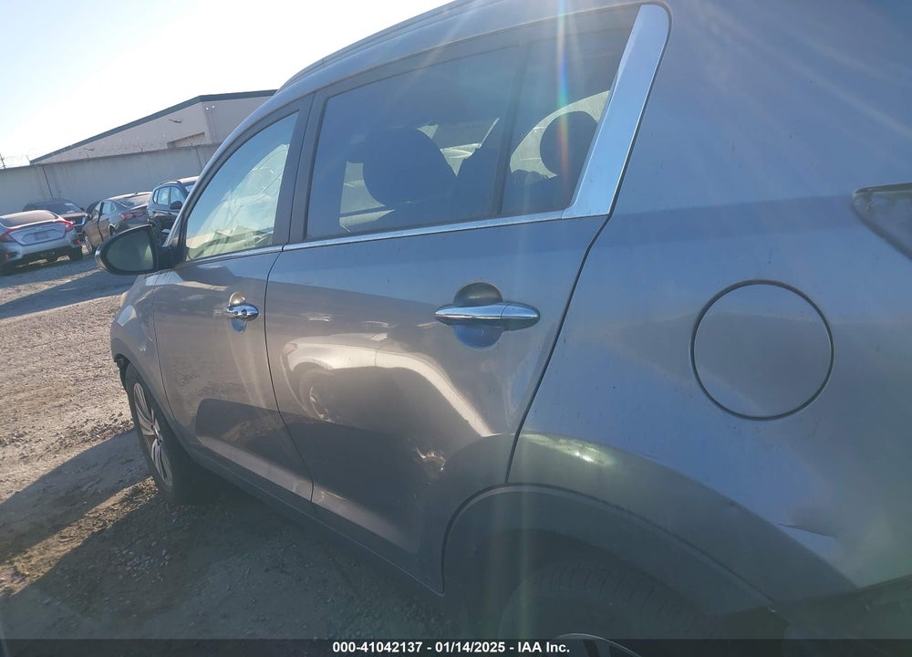 2015 KIA SPORTAGE EX VIN: KNDPC3AC3F7711689