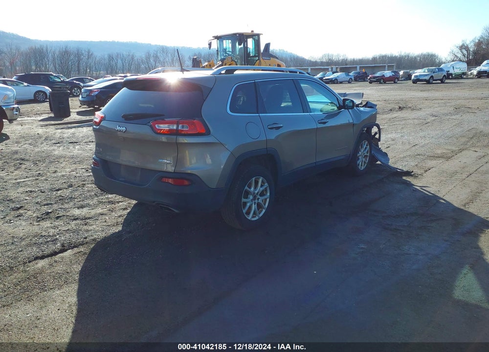 2017 JEEP CHEROKEE LATITUDE 4X4 VIN: 1C4PJMCS6HW509910