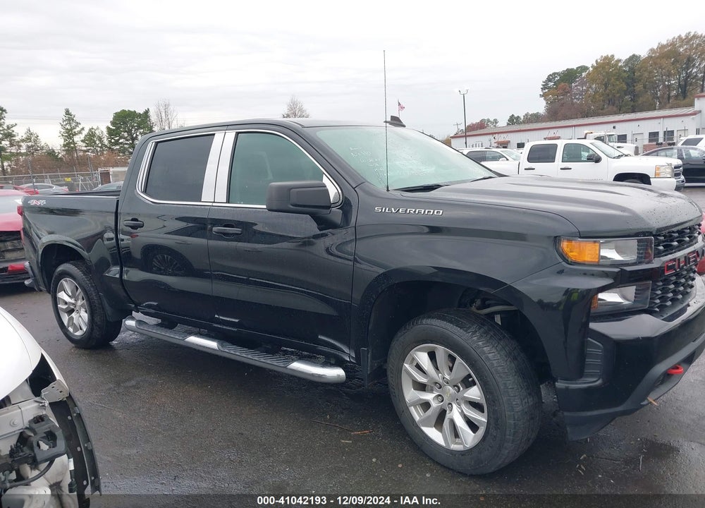 2020 CHEVROLET SILVERADO 1500 4WD SHORT BED CUSTOM VIN: 1GCUYBEF3LZ347700