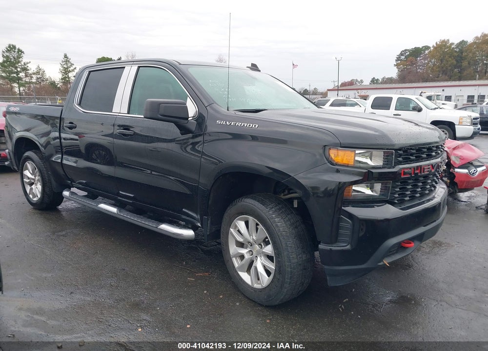 2020 CHEVROLET SILVERADO 1500 4WD SHORT BED CUSTOM VIN: 1GCUYBEF3LZ347700