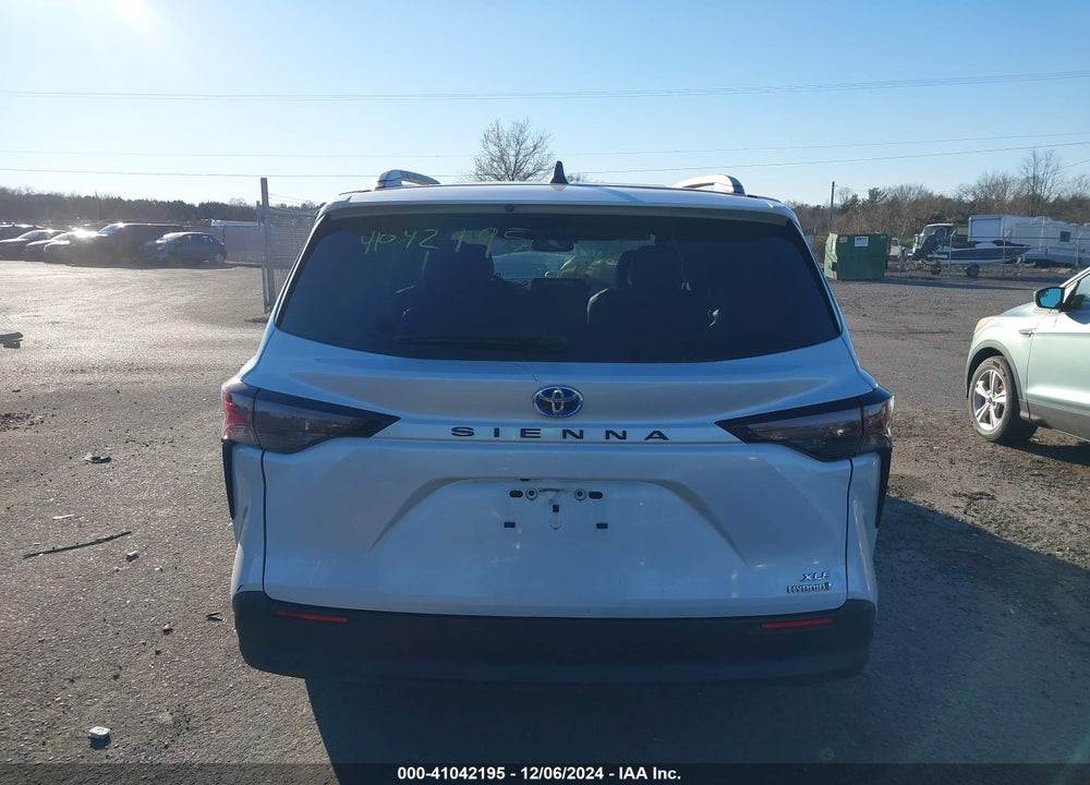 2023 TOYOTA SIENNA XLE VIN: 5TDYRKEC2PS160864