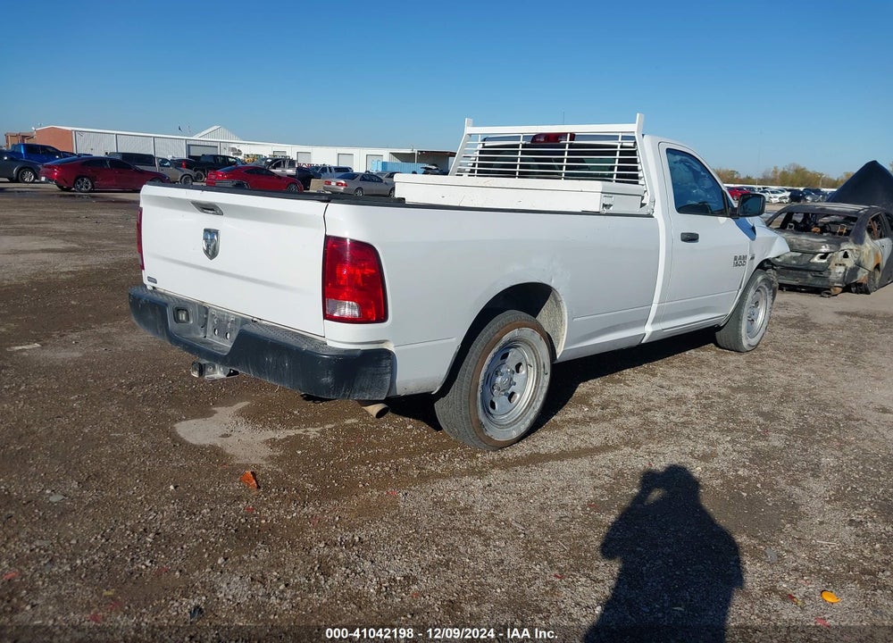 2015 RAM 1500 VIN: 3C6JR6DT5FG675775