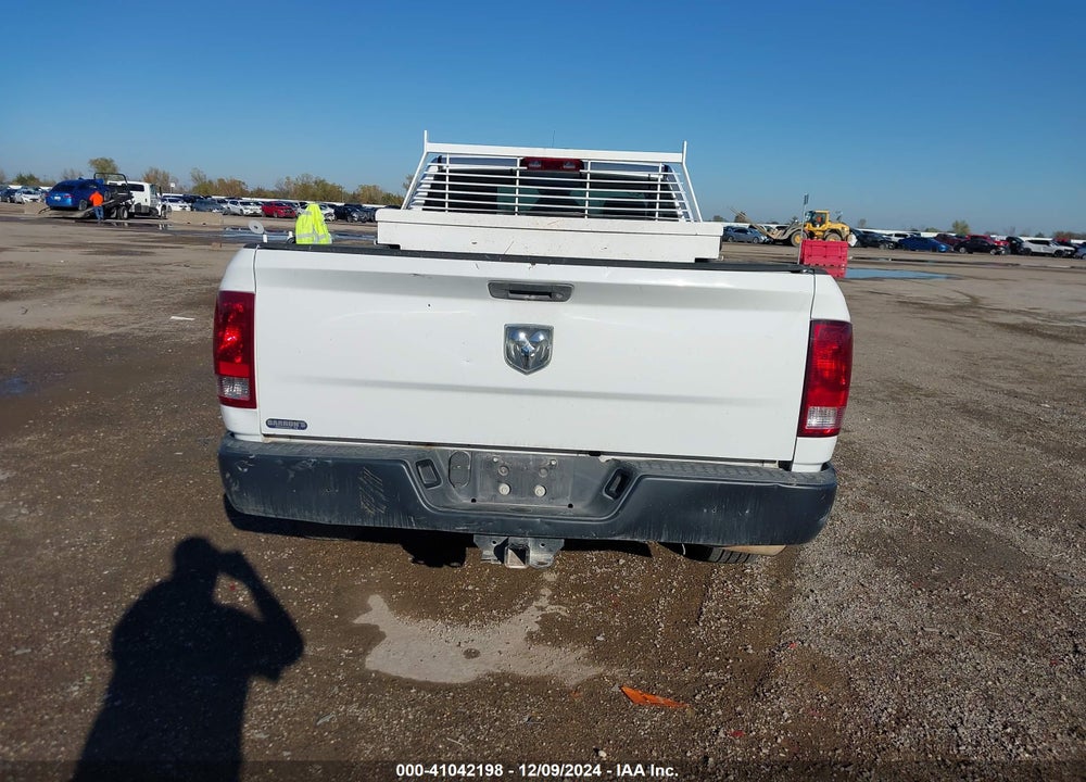 2015 RAM 1500 VIN: 3C6JR6DT5FG675775