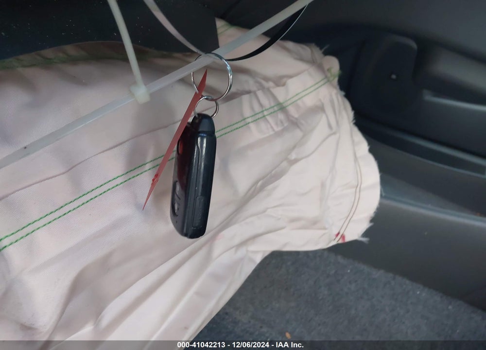 2010 TOYOTA PRIUS III VIN: JTDKN3DU4A1279201
