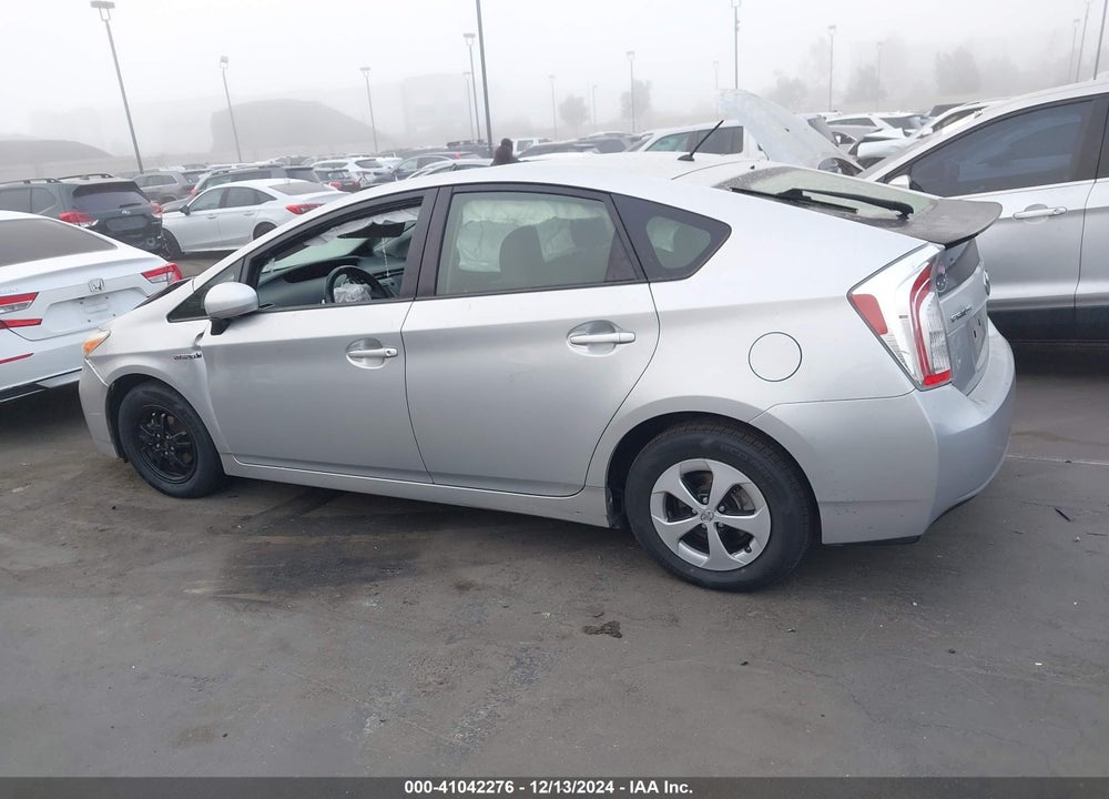 2015 TOYOTA PRIUS TWO VIN: JTDKN3DU5F0483728