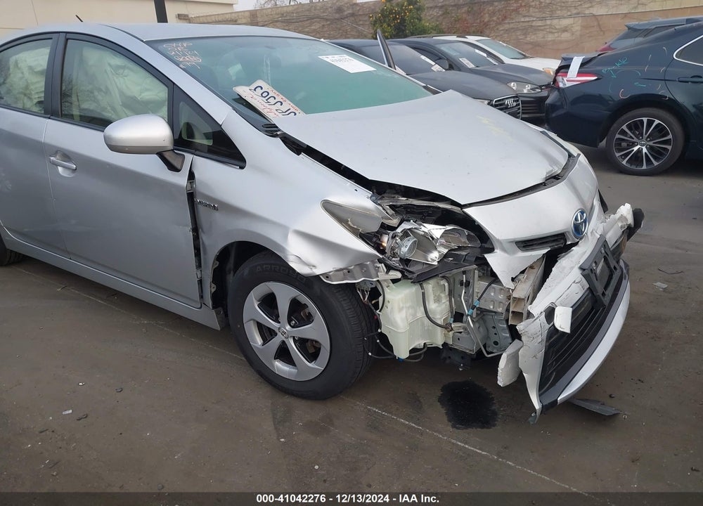 2015 TOYOTA PRIUS TWO VIN: JTDKN3DU5F0483728