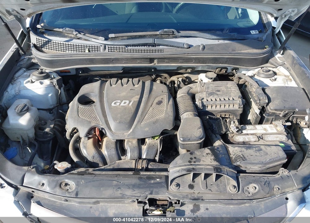 2014 HYUNDAI SONATA GLS VIN: 5NPEB4AC7EH852792