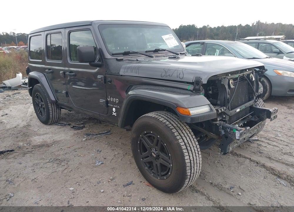 2018 JEEP WRANGLER UNLIMITED SAHARA 4X4 VIN: 1C4HJXEG2JW330624