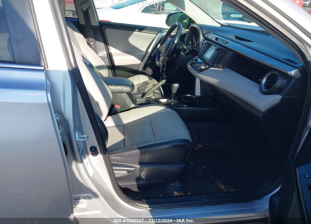 2016 TOYOTA RAV4 HYBRID VIN: JTMDJREV8GD014190