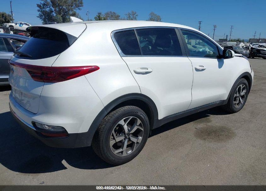 2022 KIA SPORTAGE LX VIN: KNDPM3AC2N7021587