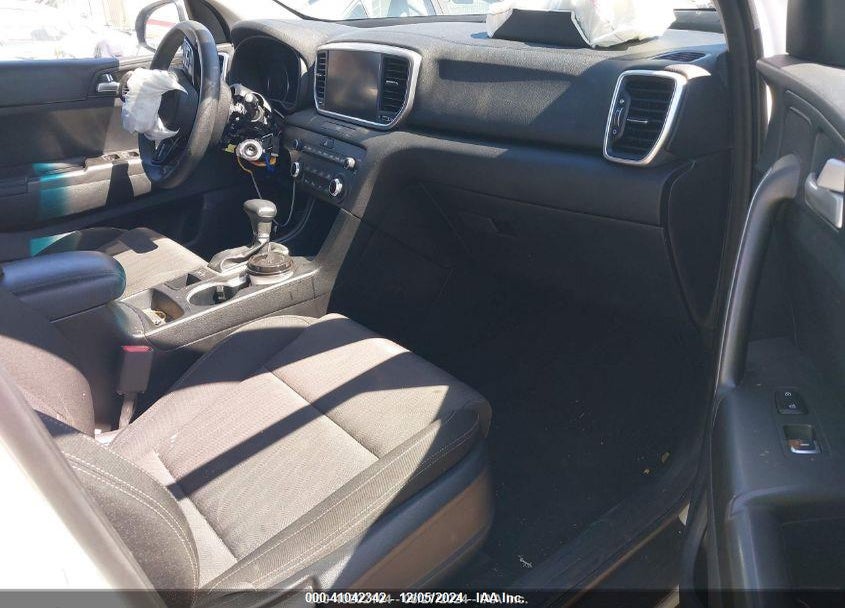 2022 KIA SPORTAGE LX VIN: KNDPM3AC2N7021587