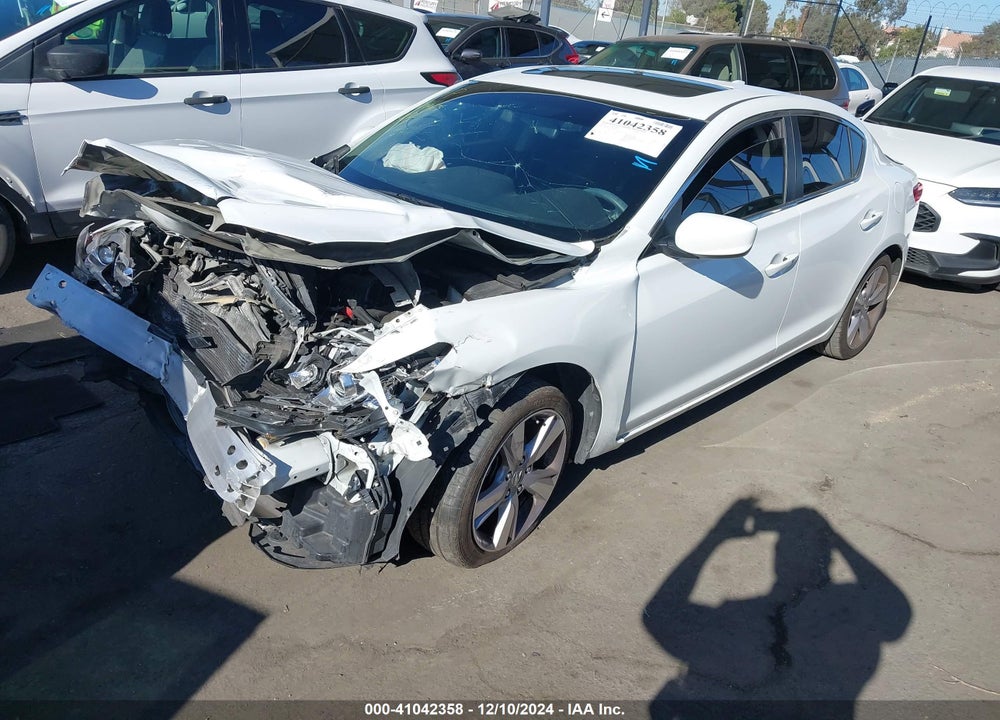 2014 ACURA ILX 2.0L VIN: 19VDE1F31EE000106