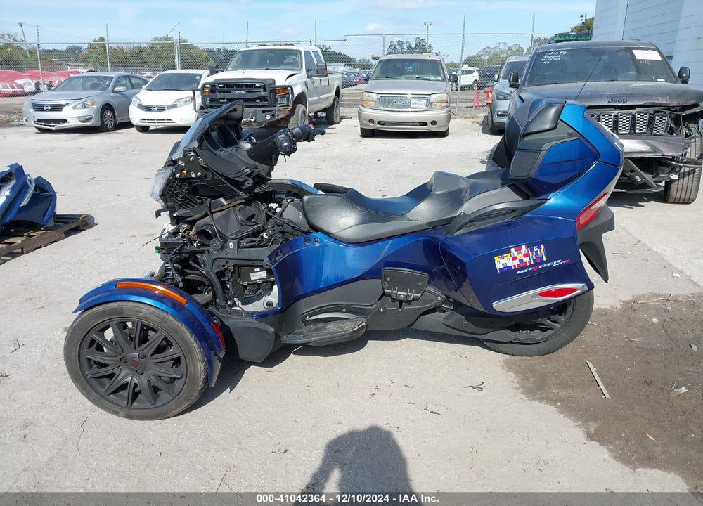2016 CAN-AM SPYDER ROADSTER RT/RT-S/LTD/SP SERIES VIN: 2BXNBDD28GV002623