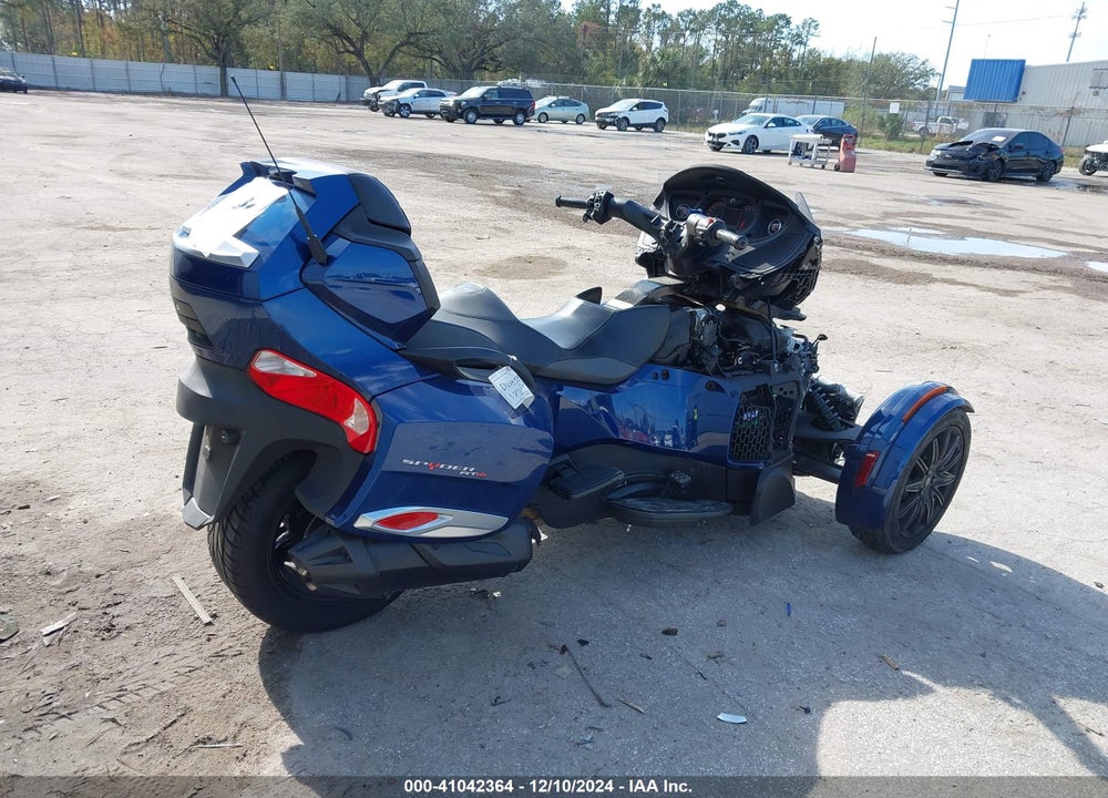 2016 CAN-AM SPYDER ROADSTER RT/RT-S/LTD/SP SERIES VIN: 2BXNBDD28GV002623