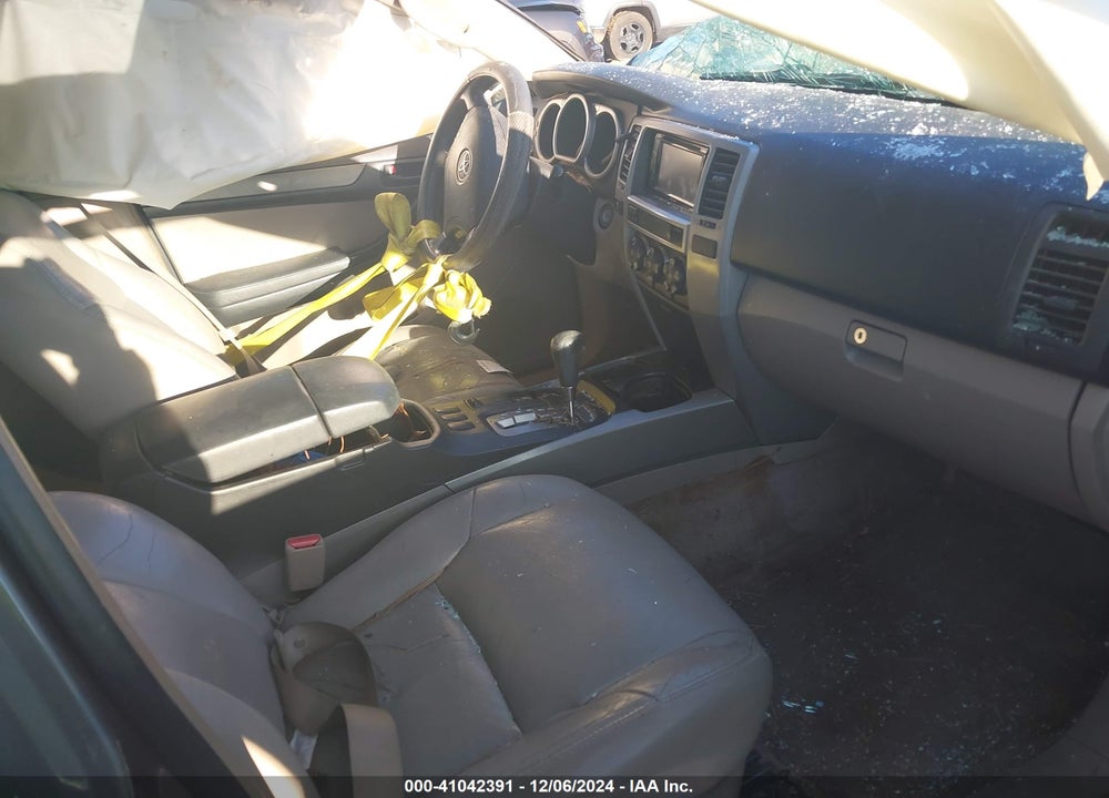 2004 TOYOTA 4RUNNER SR5 V6 VIN: JTEZU14R640023388