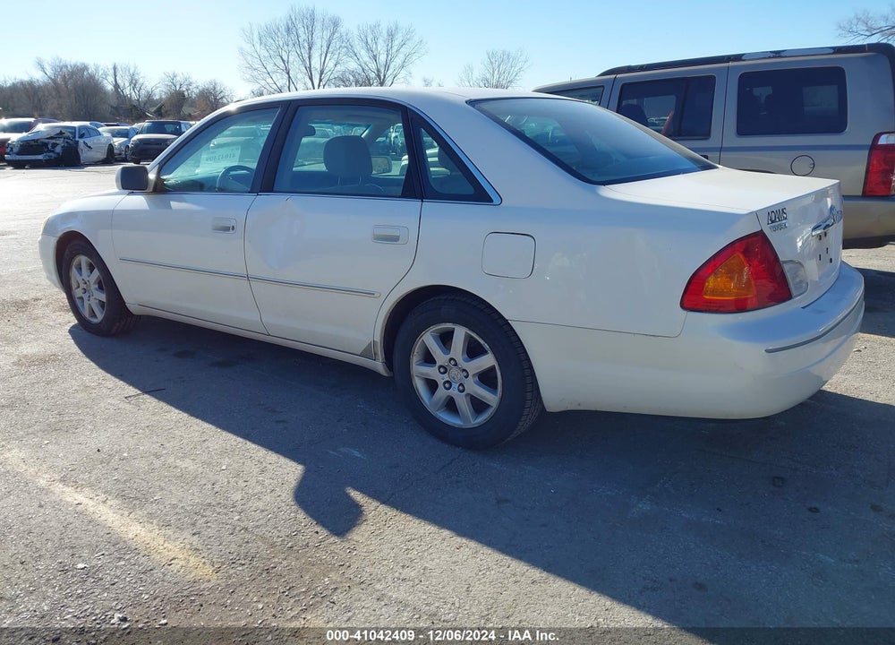 2002 TOYOTA AVALON XLS VIN: 4T1BF28BX2U256503