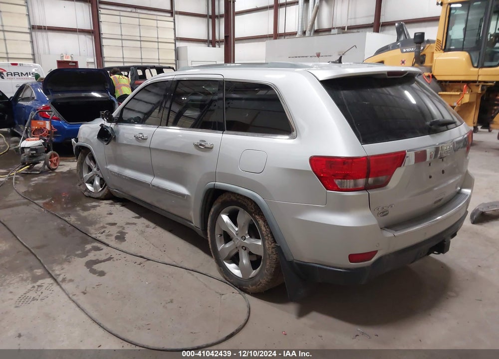 2011 JEEP GRAND CHEROKEE OVERLAND VIN: 1J4RR6GG8BC698050