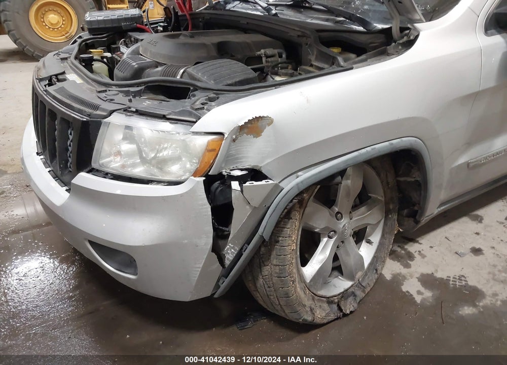 2011 JEEP GRAND CHEROKEE OVERLAND VIN: 1J4RR6GG8BC698050