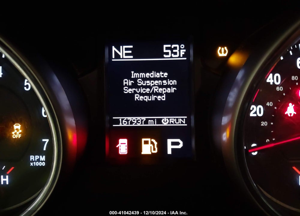 2011 JEEP GRAND CHEROKEE OVERLAND VIN: 1J4RR6GG8BC698050