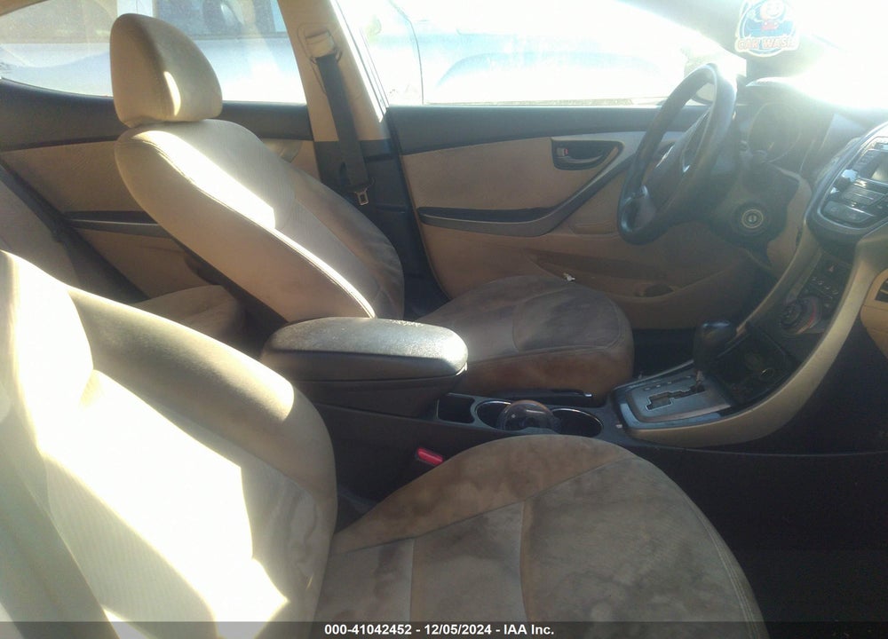2013 HYUNDAI ELANTRA VIN: 5NPDH4AE6DH245101