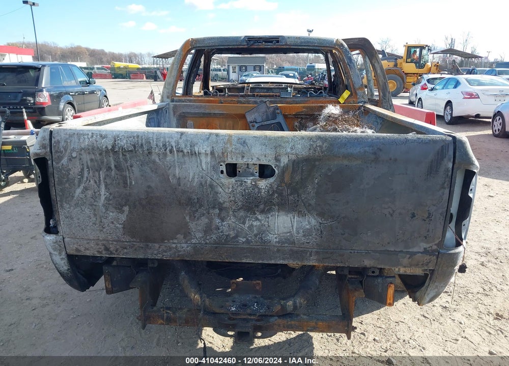 2005 DODGE RAM 1500 SLT/LARAMIE VIN: 1D7HA18N25J549888