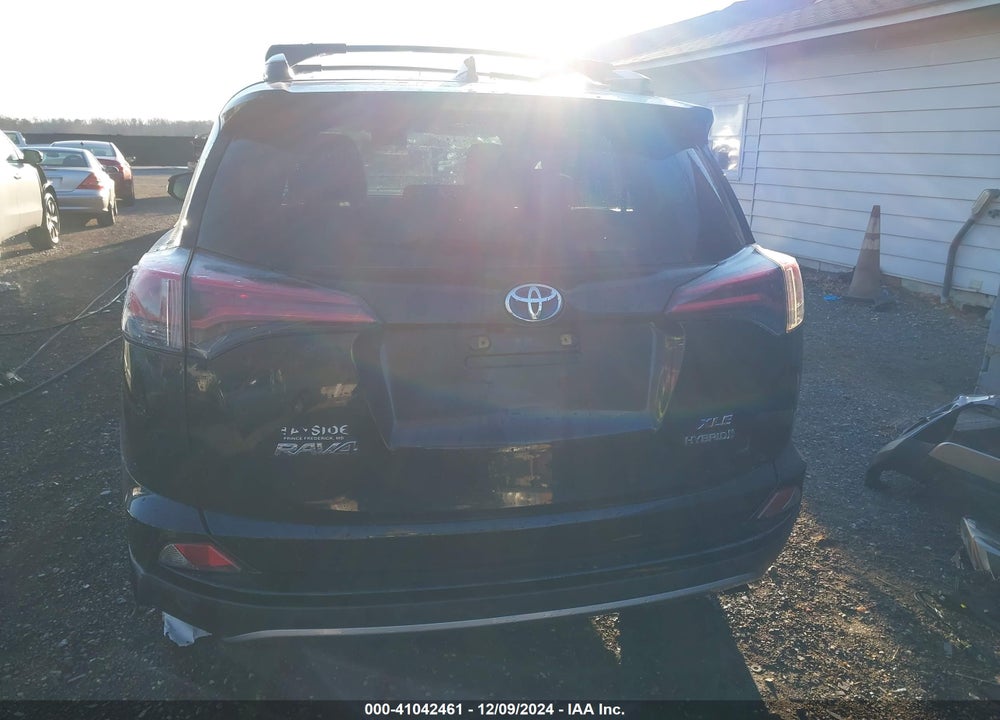 2017 TOYOTA RAV4 HV LE/XLE VIN: JTMRJREVXHD135357